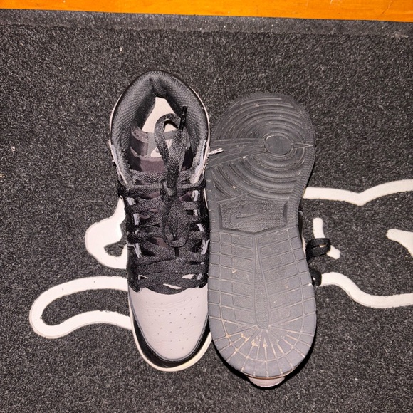 Jordan shadow one Black and Gray Sneakers size 7Y - Picture 6 of 8